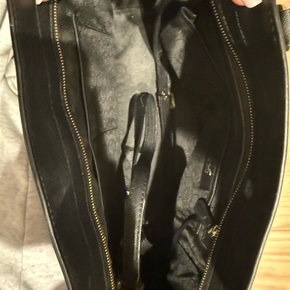 Michael Kors Elegant Black Satchel - Picture 3 of 4